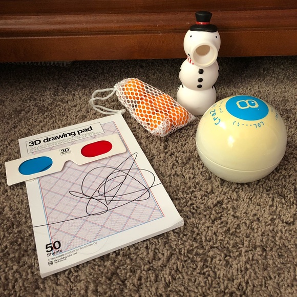 Game Set - Picture 1 of 1